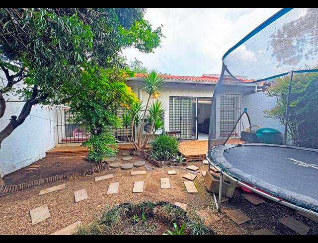 2 BEDROOM SIMPLEX FOR SALE IN KIBLER PARK